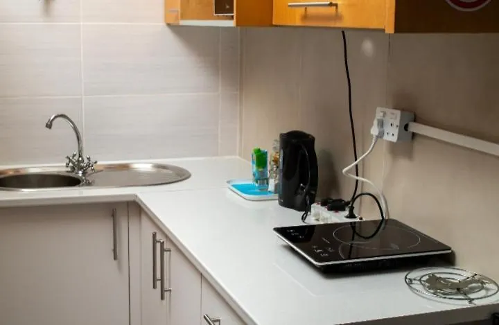 Roots Self Catering Budget Unit 2-Budget Room Port Elizabeth